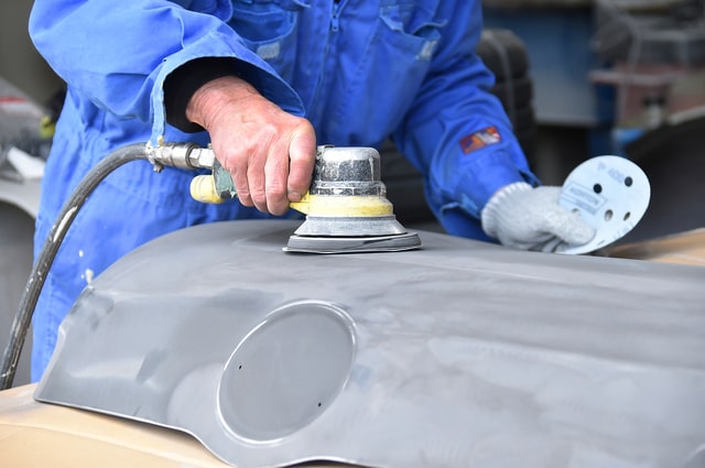 自動車板金塗装に必要な道具を一挙公開！DIYで修理する手順も解説